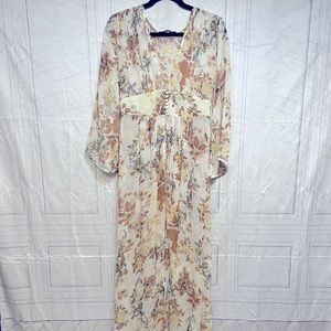 Maverick The Collection duster size Small. Multi-colored floral pattern.
